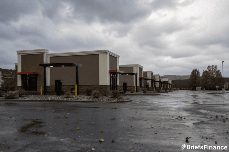 Wendy's Yanks Franchise Rights From Meritage's 314 Restaurants After Fee Dispute