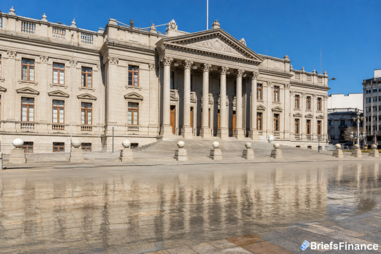 Chile's Congress turns up heat on AFPs after US rate bets sour