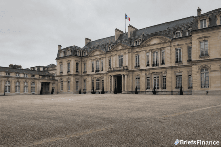France Unveils 2027 Budget Plan to Shrink Deficit, Raising Political and Market Stakes
